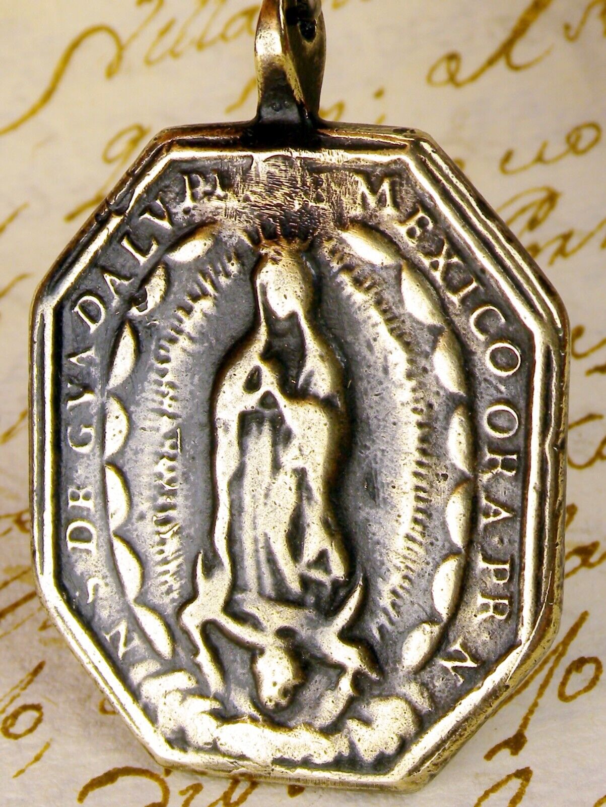 ANTIQUE OUR LADY OF GUADALUPE PILGRIMAGE ST JEROME SPANISH COLONIAL BRASS MEDAL