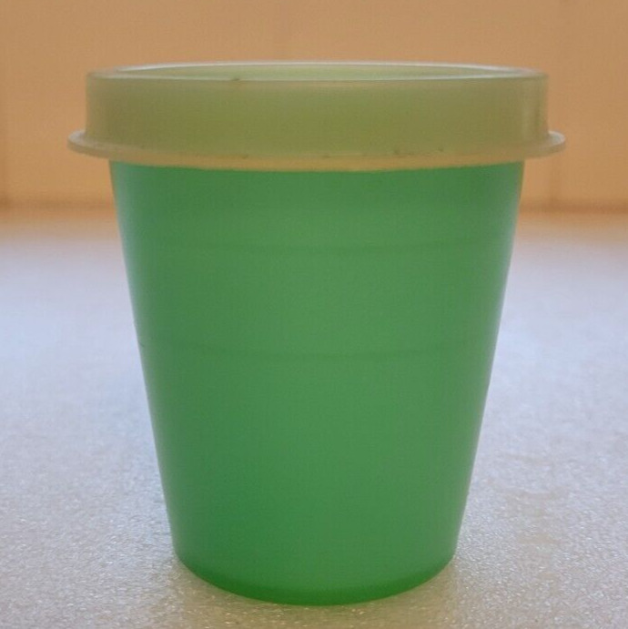 Tupperware Tupper Mini Midgets 2 Ounce Salad Dressing Container With Lid