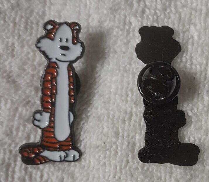 HOBBES the Tiger - pin Enamel Lapel brooch metal cartoon Calvin & Hobbes