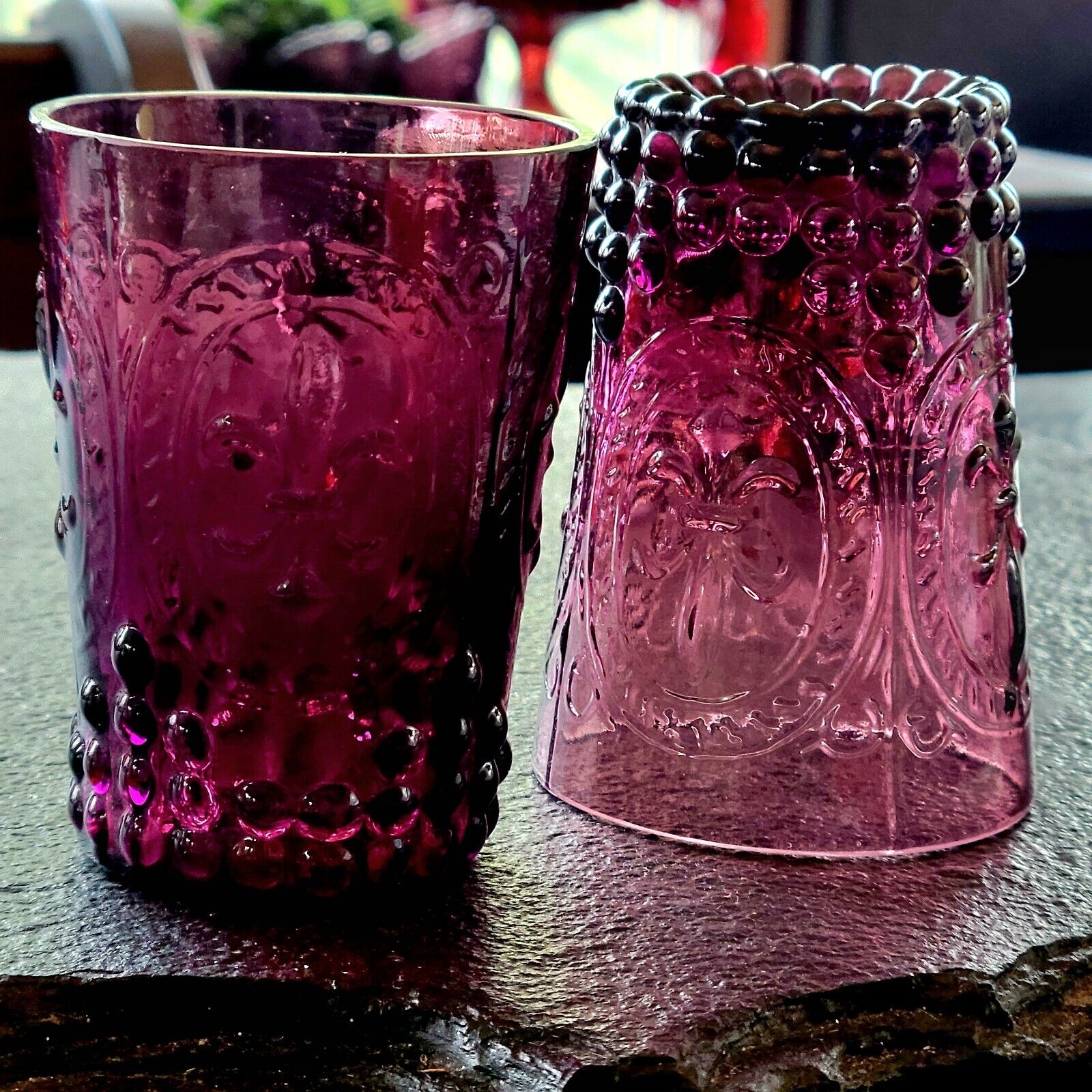 Anthropologie Style Juice Glass Fleur De Lis Amethyst Hobnail Embossed Set Of 2