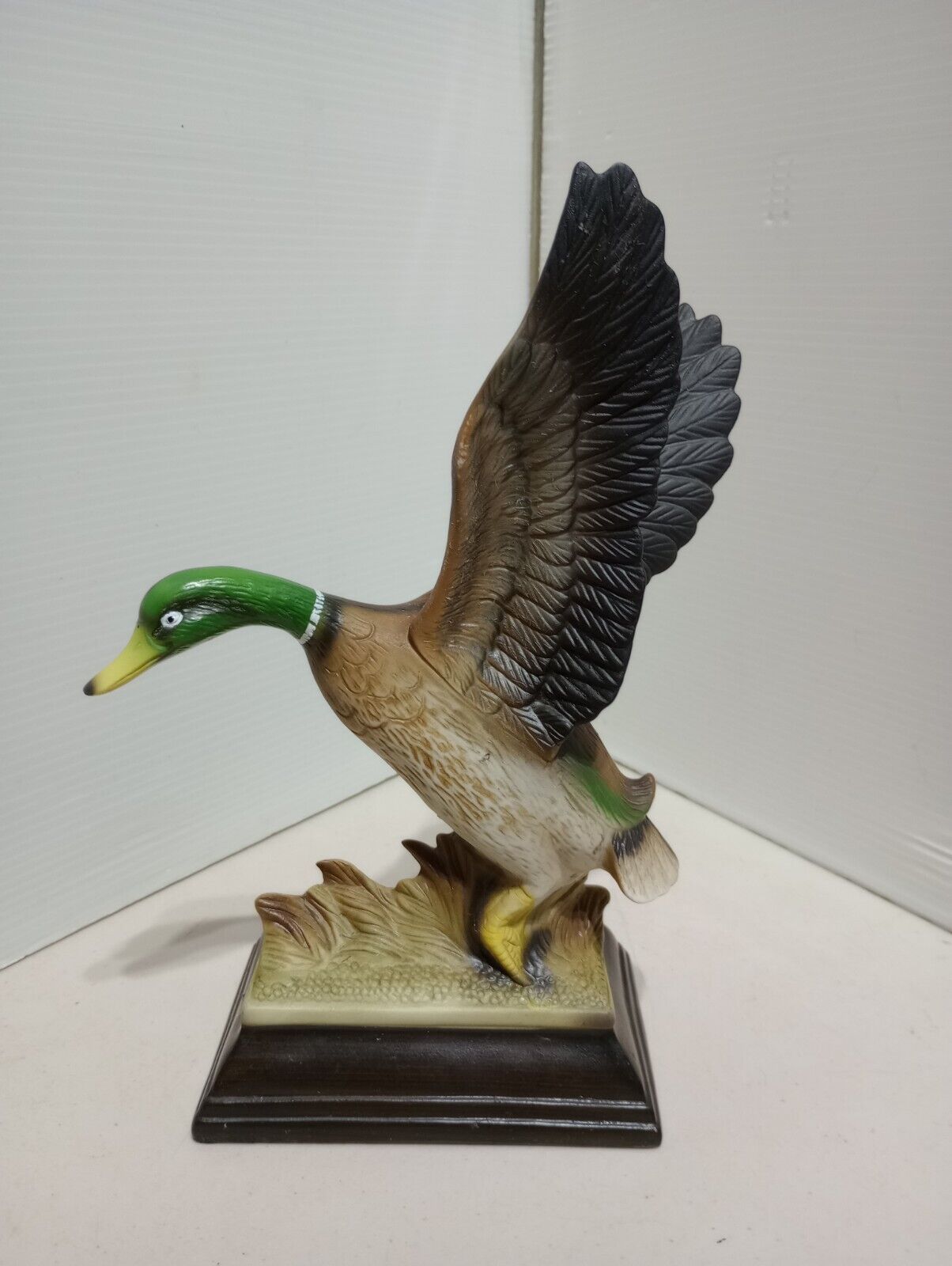 Flight of the Mallard Figurine Special Edition Birds in Flight Limited Series