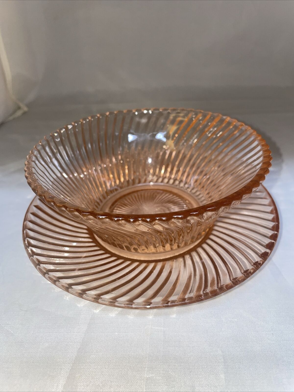 Vintage Federal Glass Diana Pink Swirl 5\
