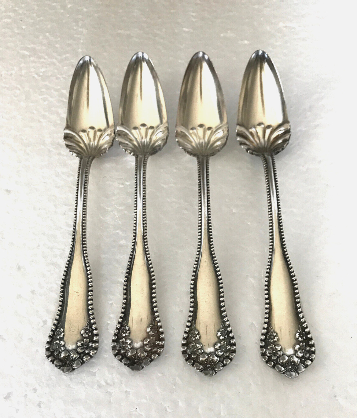 Anchor Rogers MAYFLOWER Silverplate 1901 Fruit Spoons 5 3/4