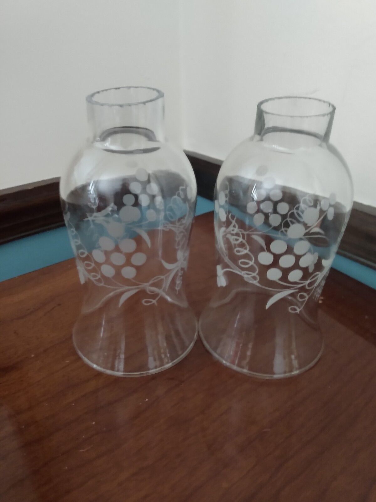 Vintage Set Of 2 Etched Grape Pattern Clear Glass Hurricane Lamp Shades Globes 