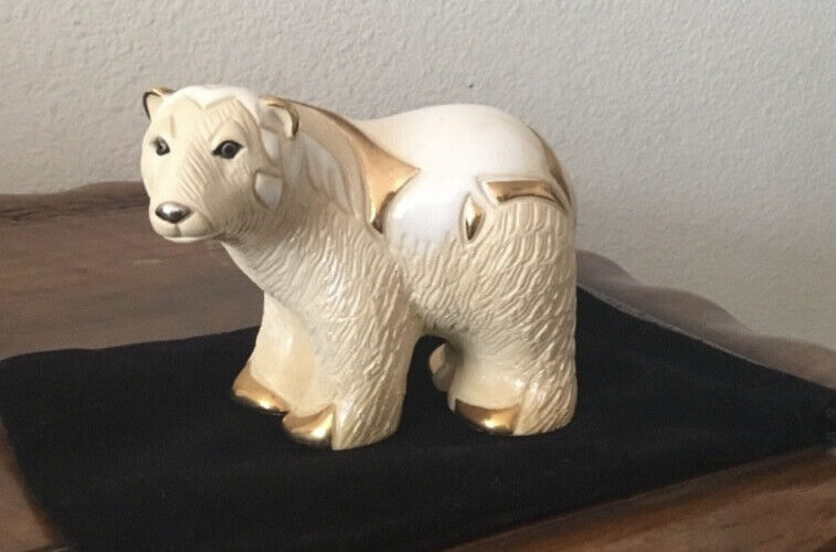 De Rosa Rinconada Polar Bear Figurine Colectable