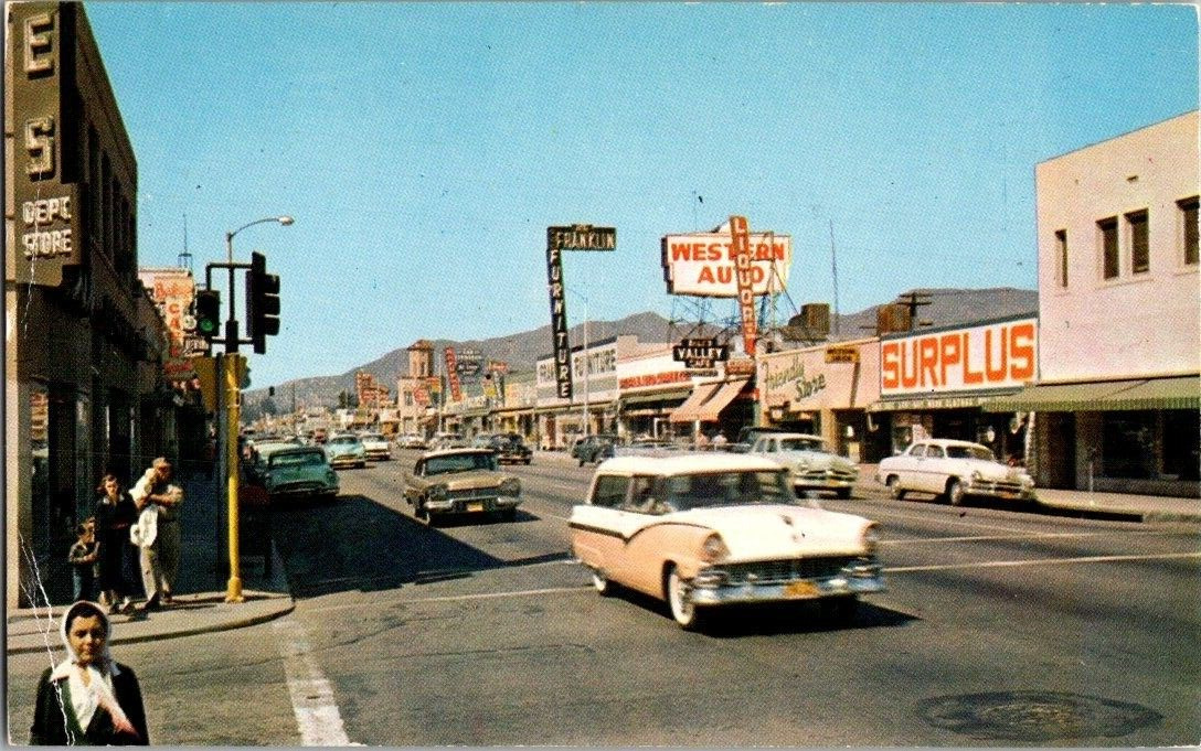 1950'S. SAN FERNANDO, CA. STREET VIEW. . POSTCARD XZ21