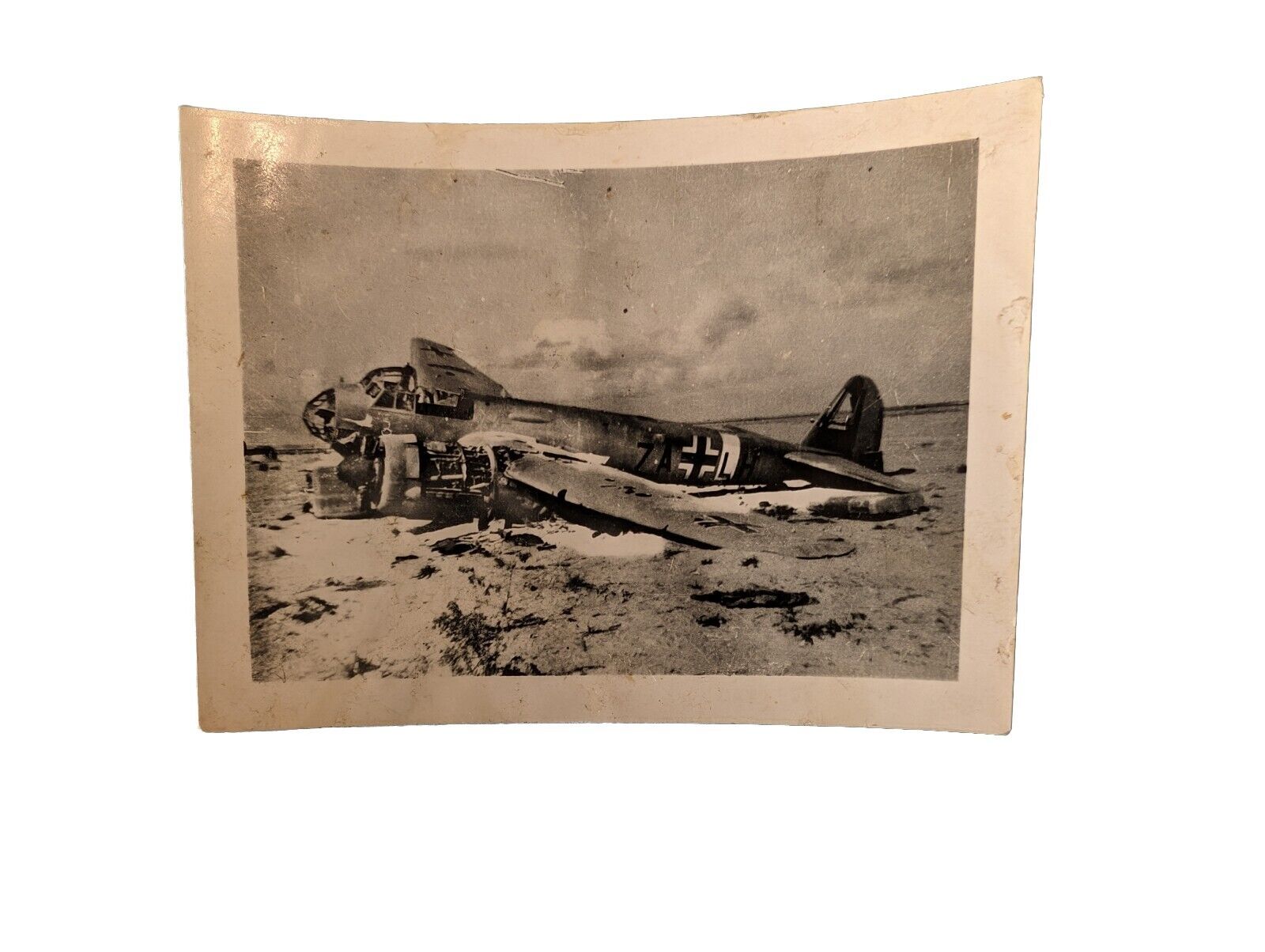  WW2 Original Photo - Wrecked German JU88 2.5x3.5