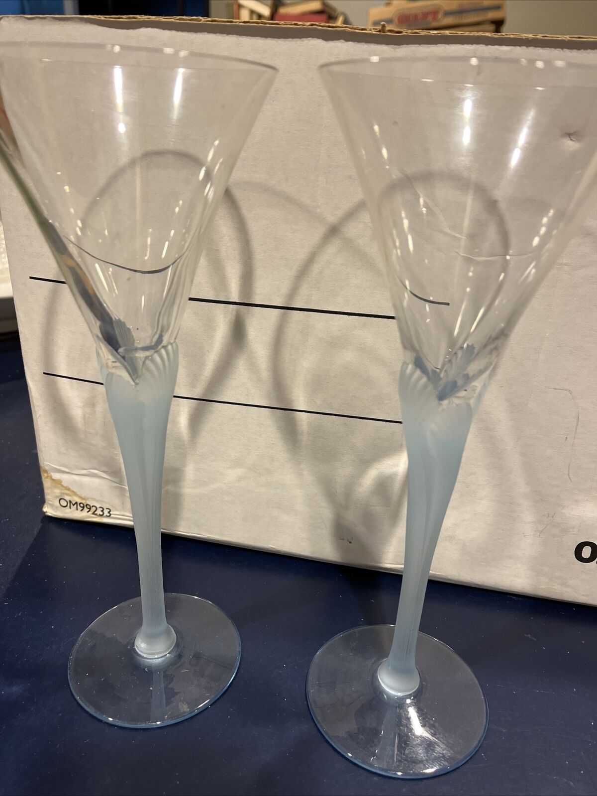 Sasaki Aegean Blue Crystal Wine Glasses 9.5” Set of 2