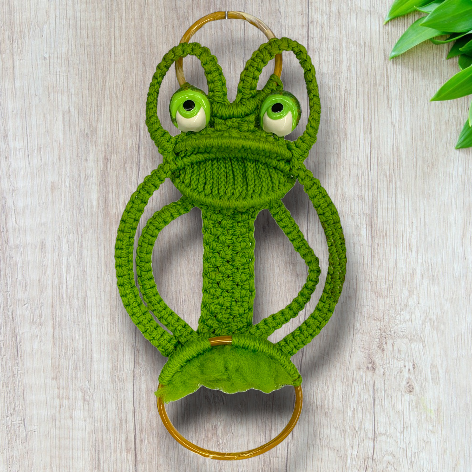 Vintage Macrame Green Frog Decor OOAK Towel Ring Handmade Wall Hanging