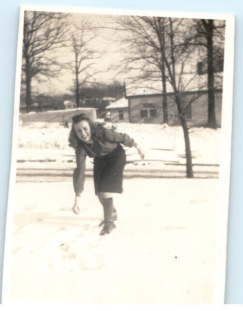 Vintage Photo 1948, Young Southern Woman playing in Snow, 4.25x3.25