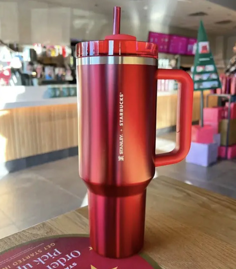 Starbucks X Stanley 2023 Holiday Red 40oz Tumbler Limited Edition