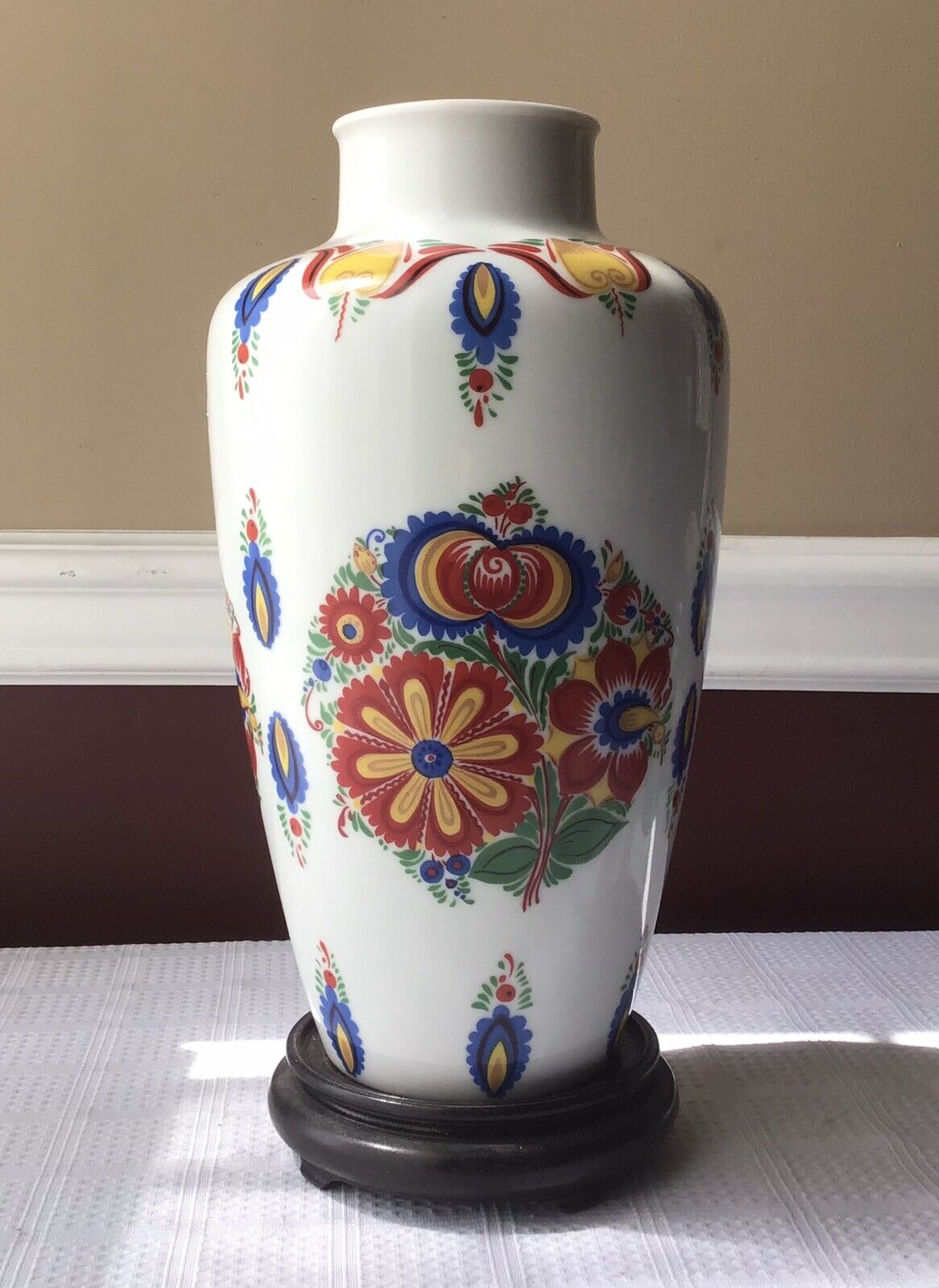 Antique H&C Selb Bavaria Germany Heinrich Porcelain Vase, 11 3/4” Tall