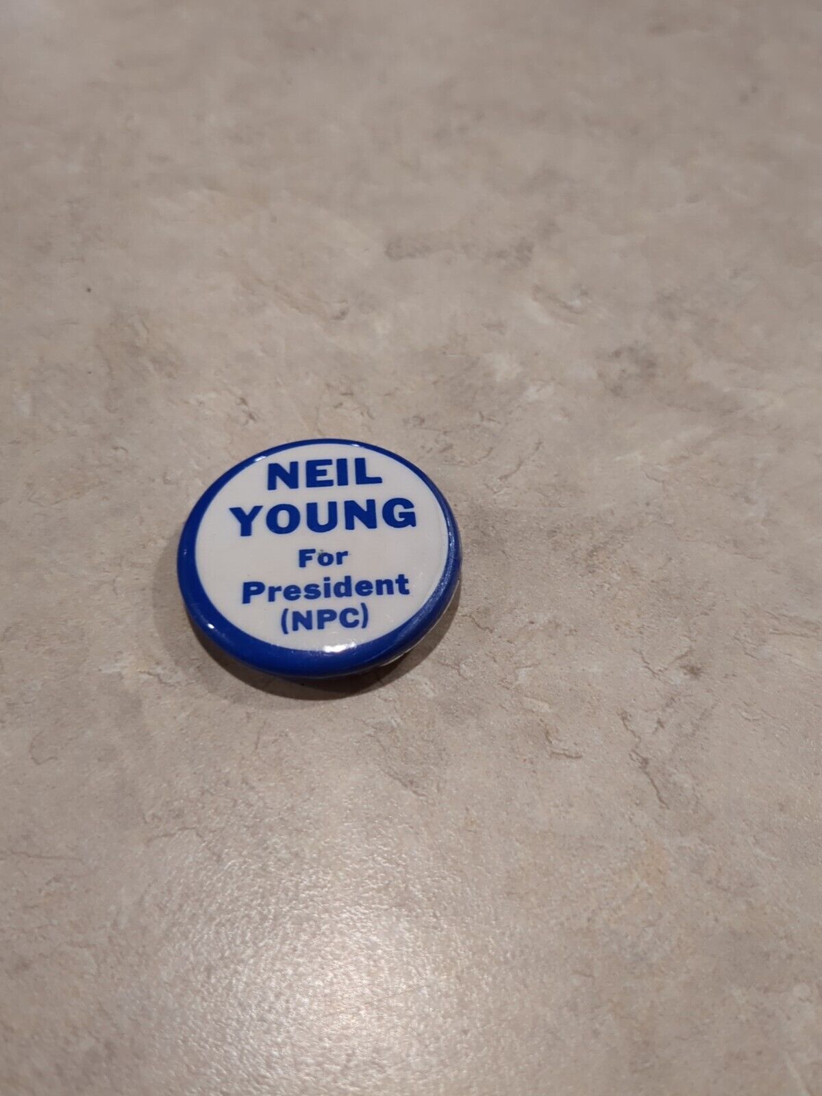 Vintage Pinback Button Neil Young For President NPC White Blue