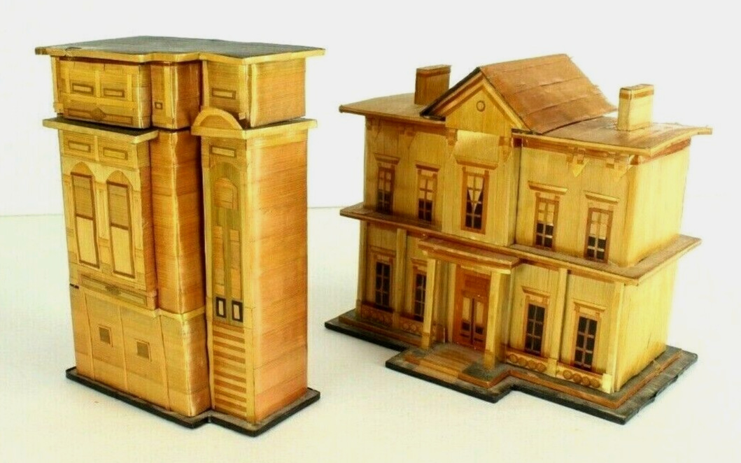 = Vintage 1978 Two Straw Art Miniature Houses - Boxes/Jars for Jewelry Trinkets 