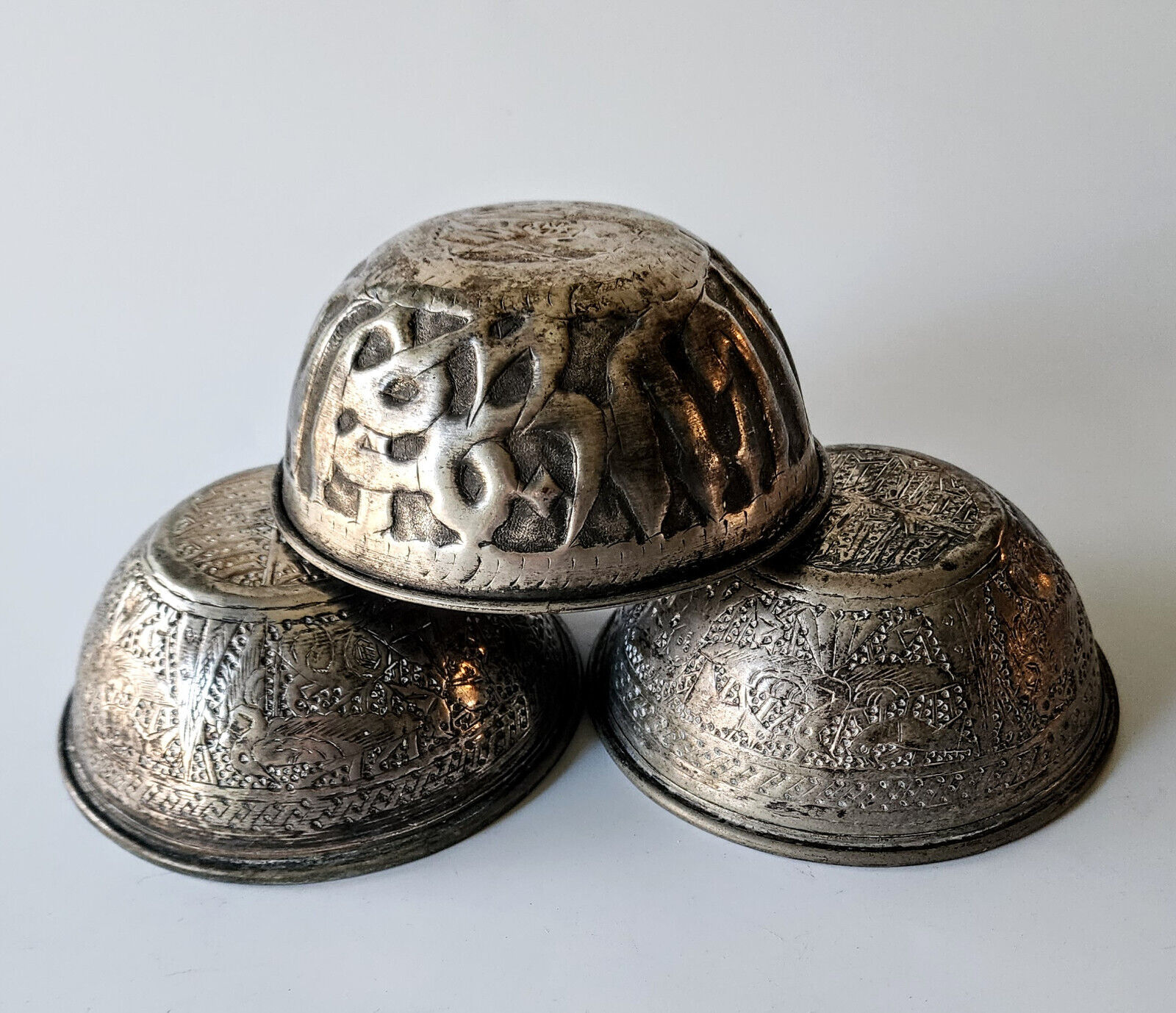 3 Antique Syrian Egyptian Jewish Judaica Repousse Handmade Metal/Brass 5\