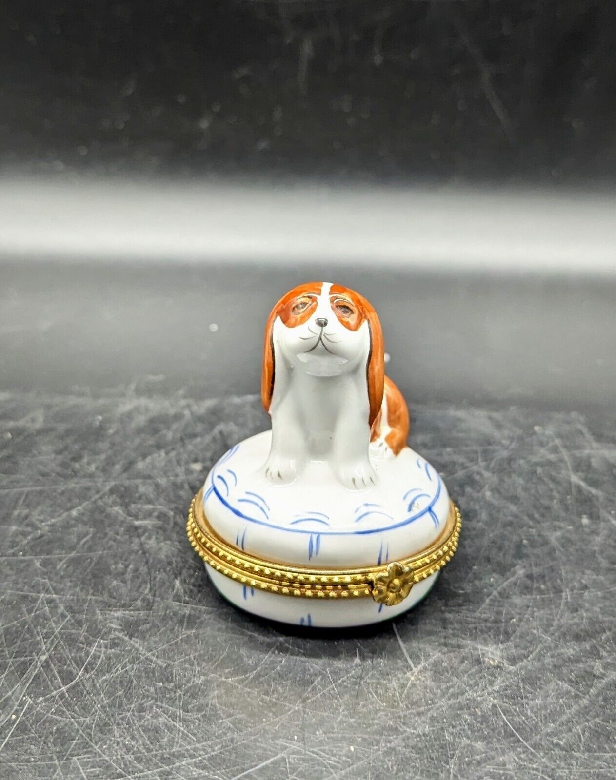 Vintage Porcelain Dog Puppy On Pillow Hinged Trinket Box Beagle Hand Painted 3\