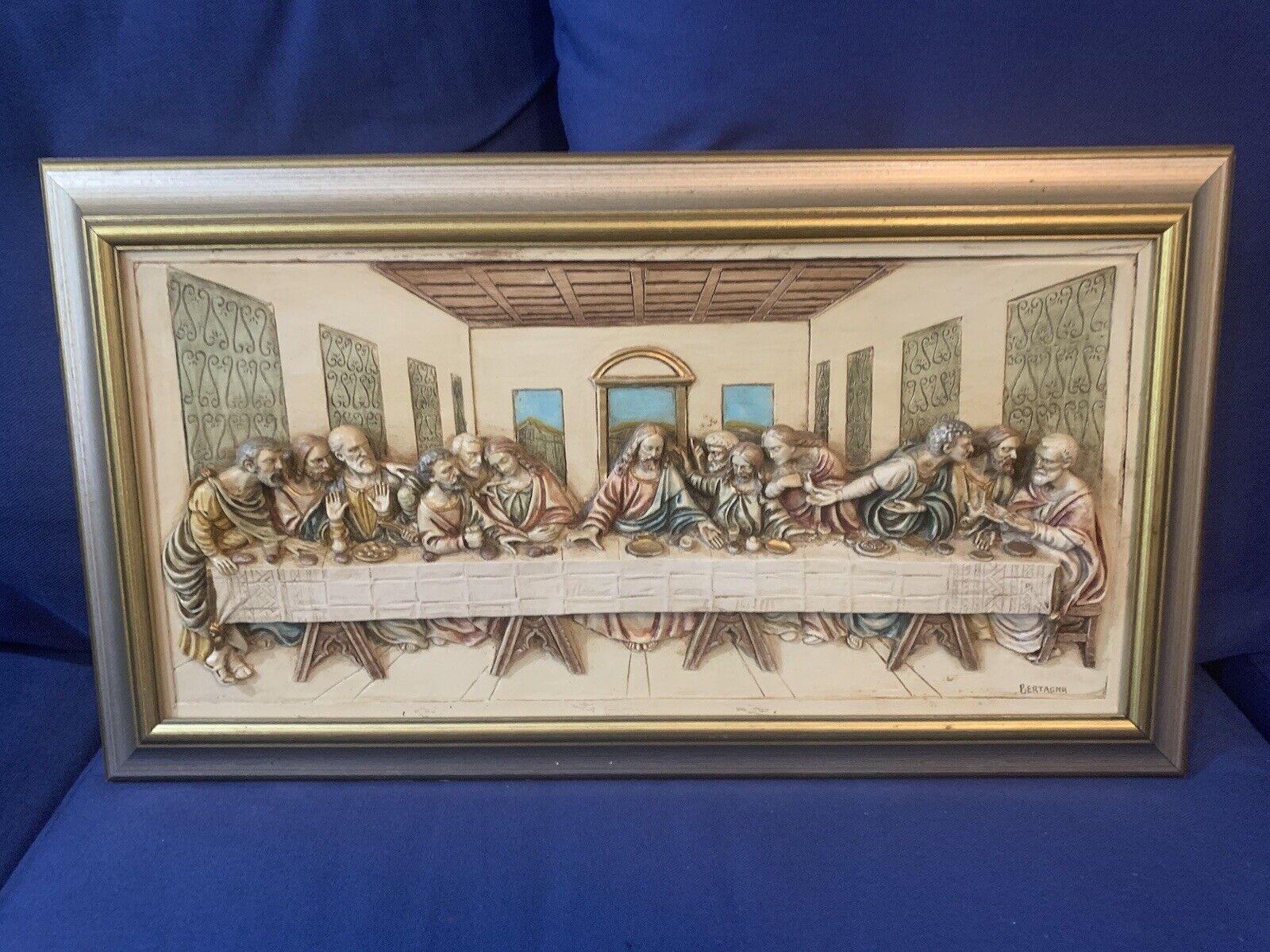 VINTAGE BERTAGNA THE LAST SUPPER 22 x 12” PLAQUE 3D WALL HANGING CARVED Picture