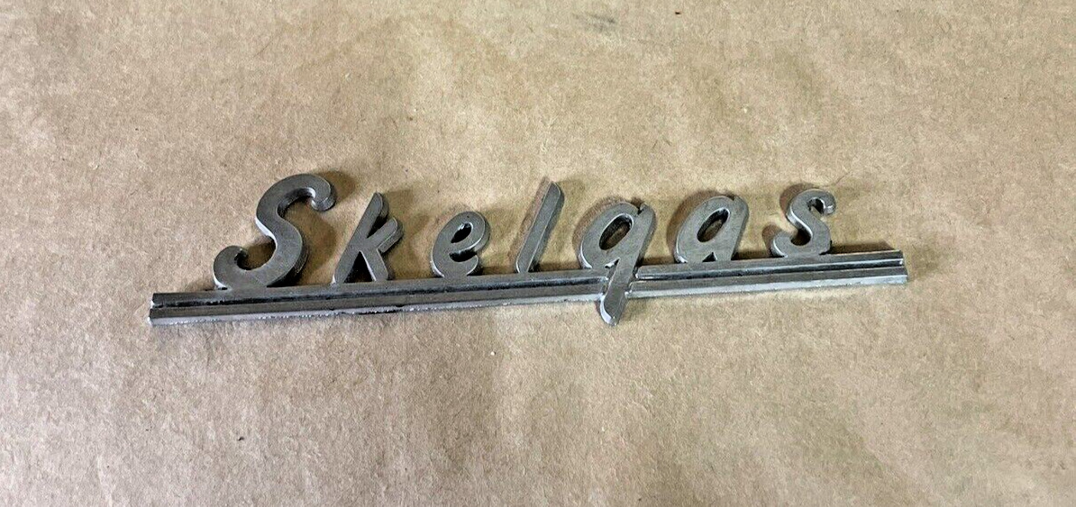 Vintage Skelly Skelgas Propane Script Emblem Tag Advertising Sign 5 1/2”
