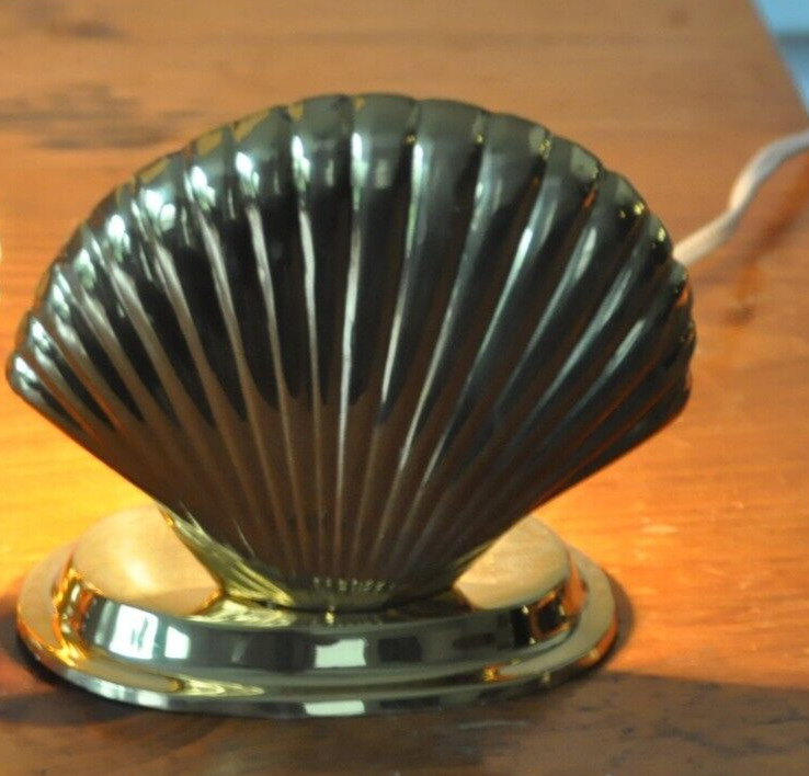 Vintage Clam Shell Brass TV Light Lamp Art Deco MCM 5\