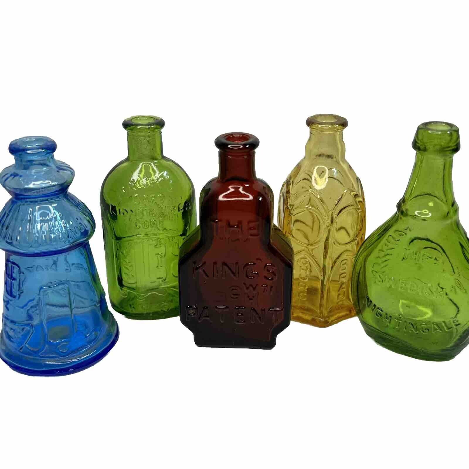 Lot Of 5 Vintage Wheaton Miniature Glass Bottles Bottle Mini Blue Green Amber