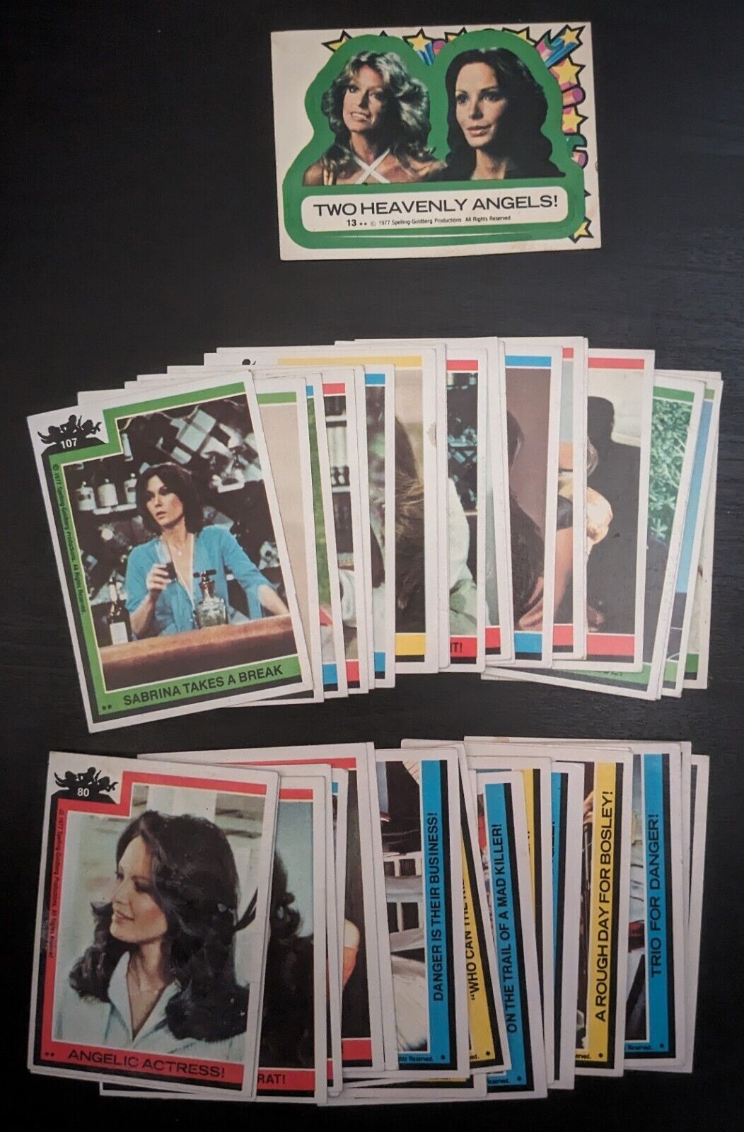 Lot 59 1977 Topps Charlie's Angels Trading Cards + Sticker