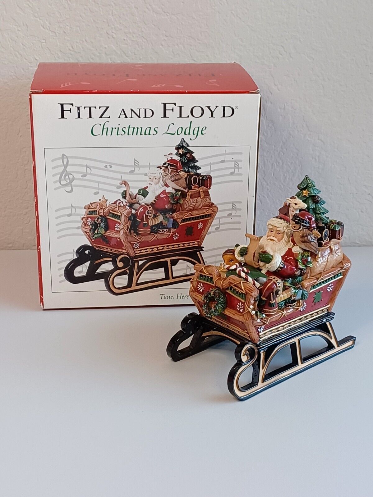 2004 FITZ & FLOYD Christmas Lodge Musical Sleigh Figurine 19/115 Preowned in Box