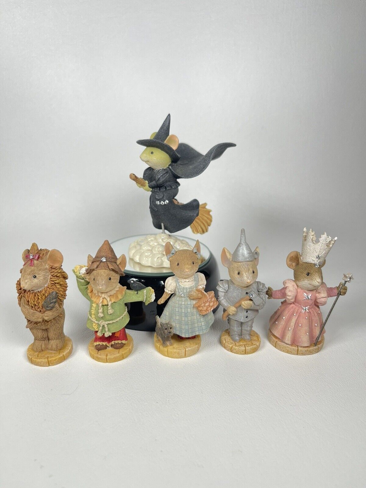 Tails With Heart, Enesco Wizard Of Oz figurines, Lot Of 6