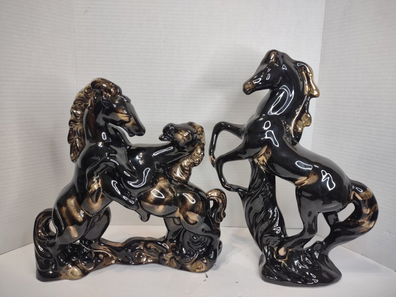 🫏🐎Vintage  Rearing Stallion & Fighting  Stallions Black with Gold Highlights❗