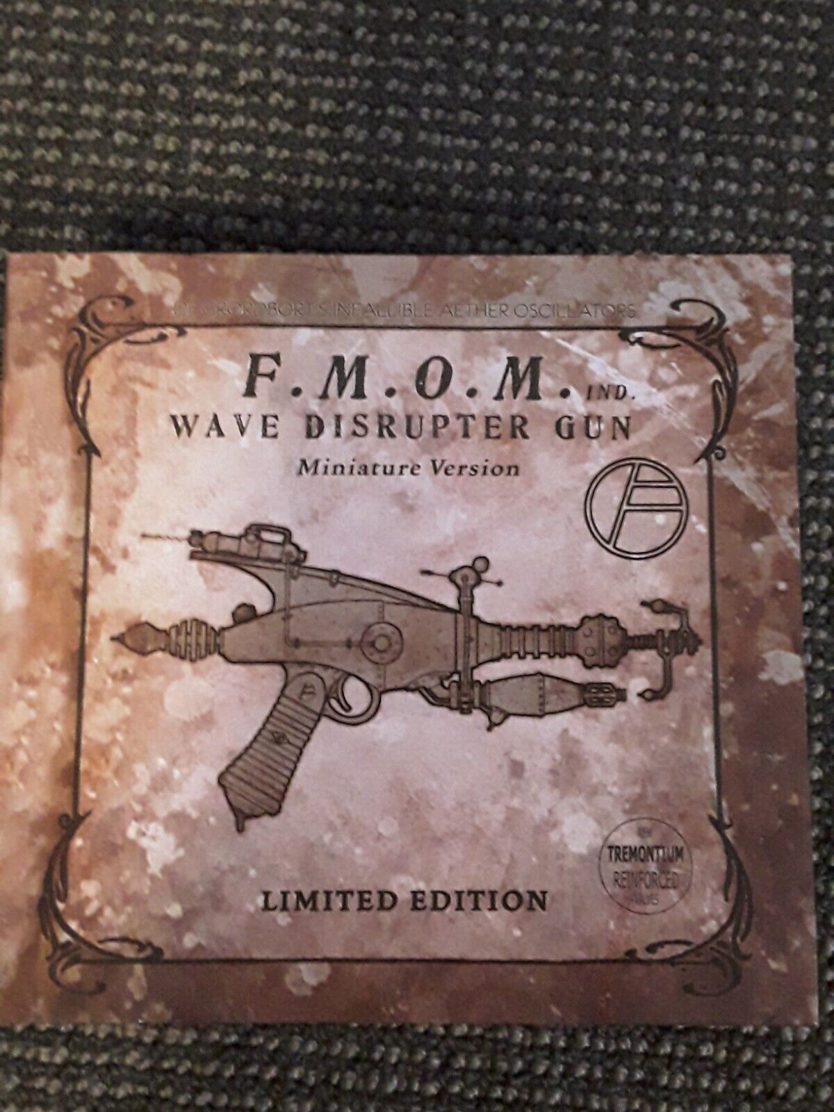 Weta collectible F.M.O.M. Wave Disrupter Mini Ltd Ed 538/900 extremely rare/HTF