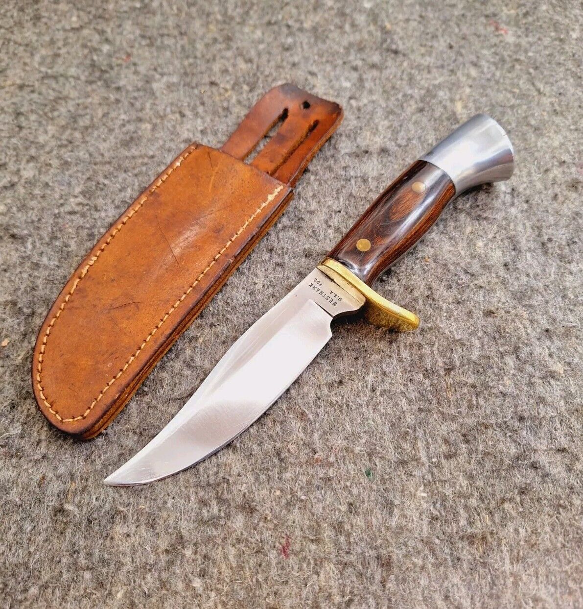 Vtg Westmark Knives Model 702 Fixed Blade Hunting Knife w Leather Sheath USA