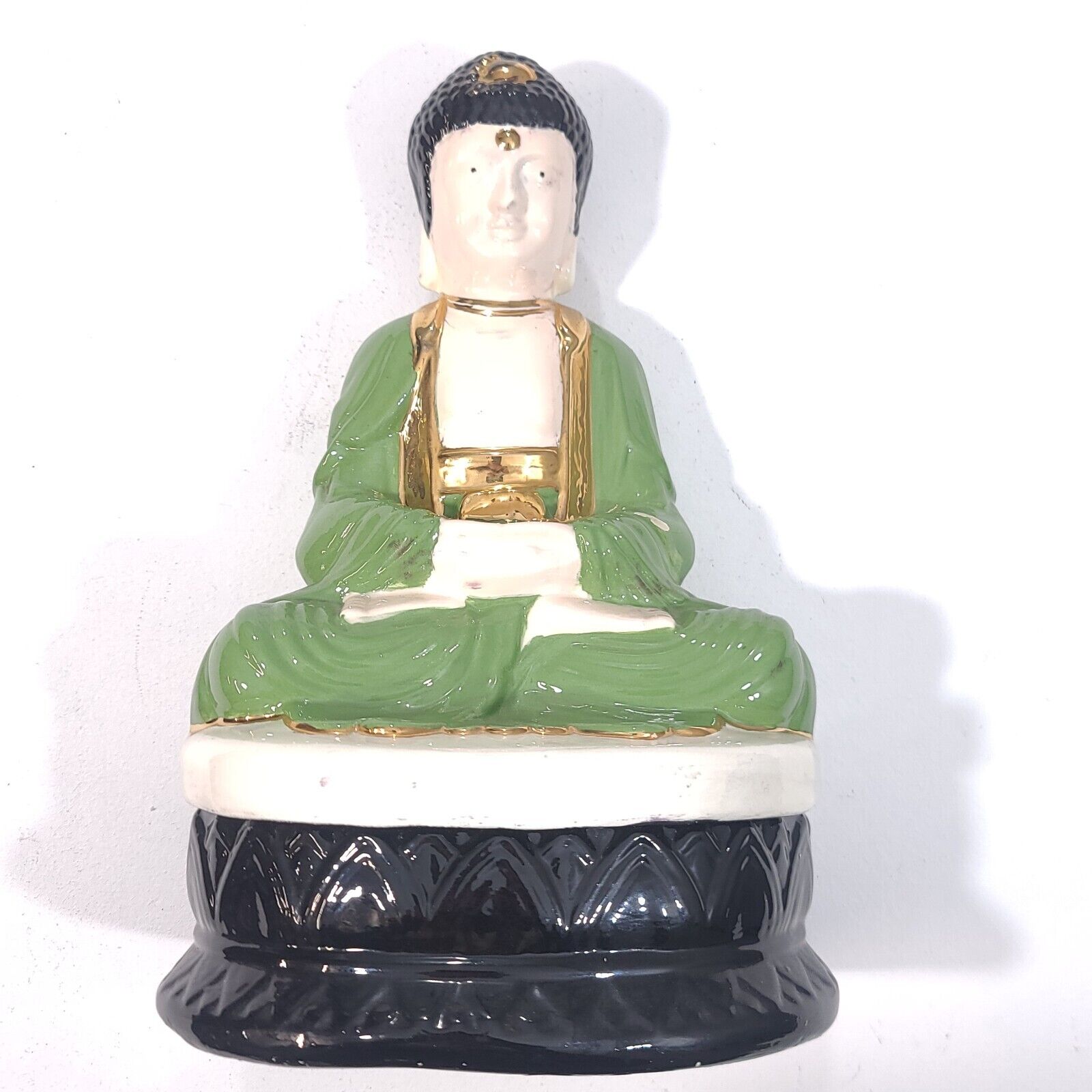 Vintage Hand Painted Ceramic Meditating Buddha Signed D.I gibbons