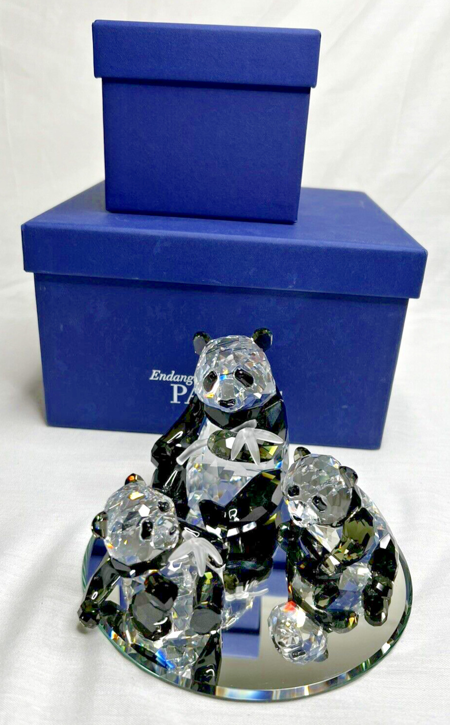 Swarovski Crystal Figure Panda Mother & Baby 2 Babies Endangered Family 5063690