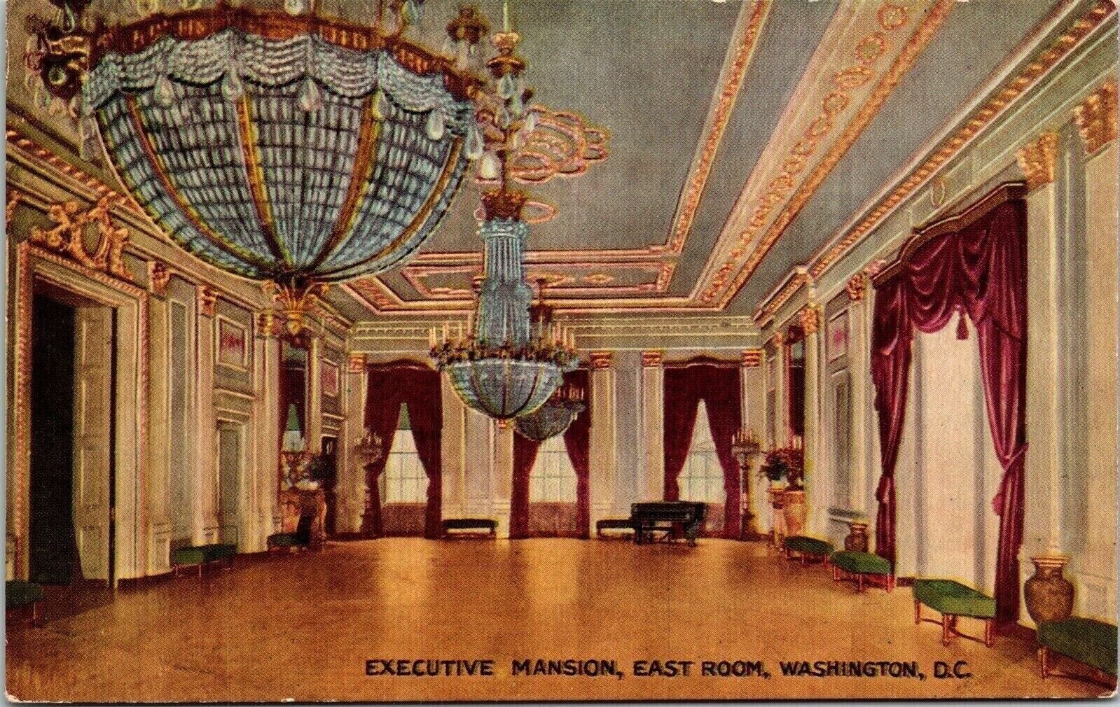 Interior Executive Mansion East Room Chandeliers Washington DC Postcard Unused