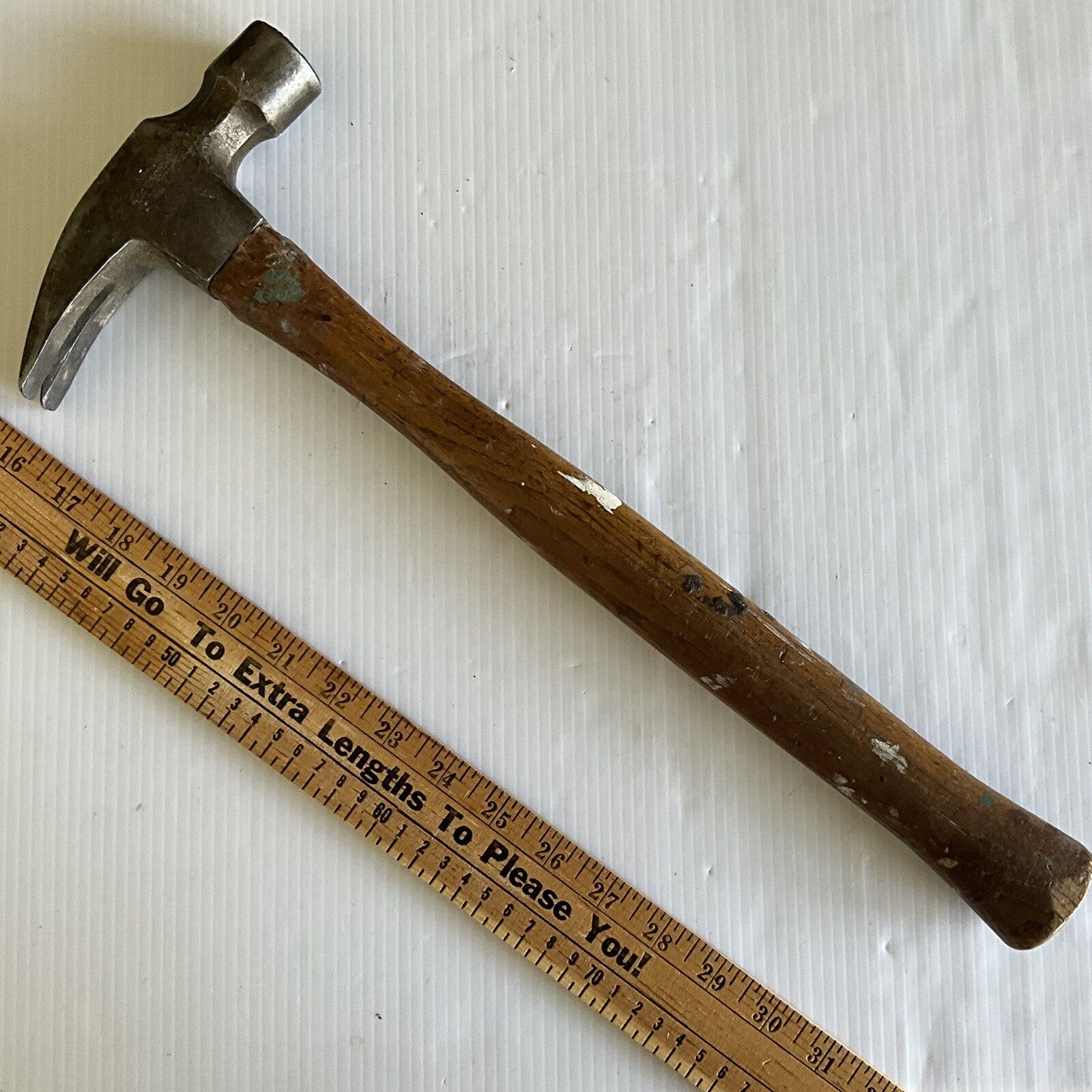 Vintage VAUGHAN 28oz Carpenters Framing Hammer Straight Claw