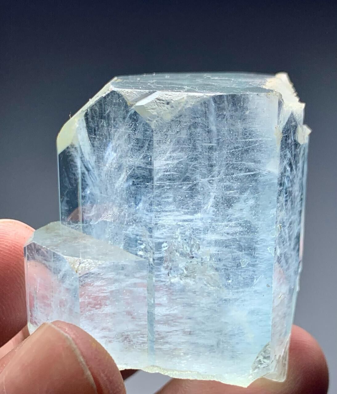 343Cts Terminated Aquamarine Crystal from Skardu Pakistan