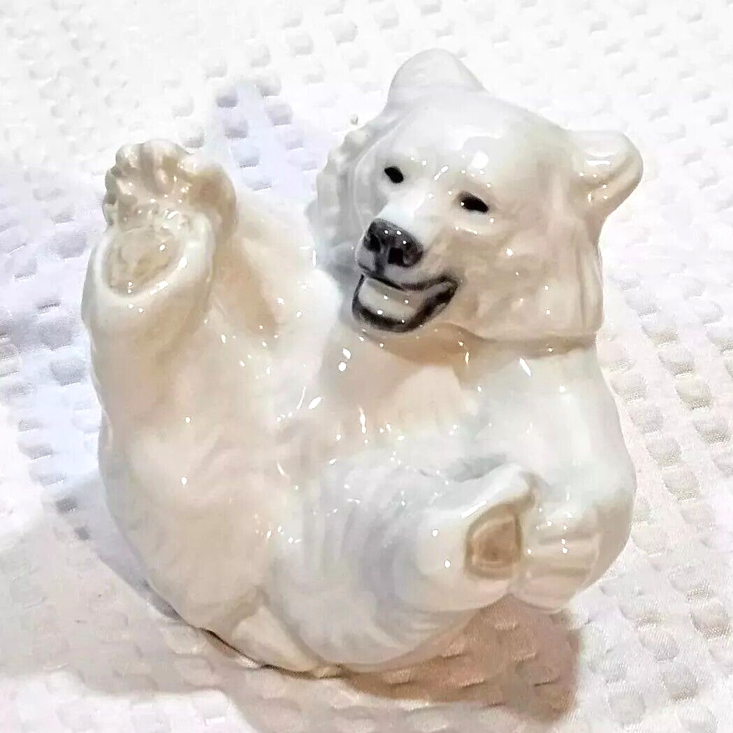 Bing And Grondahl Polar Bear Porcelain Figurine 22747 Denmark