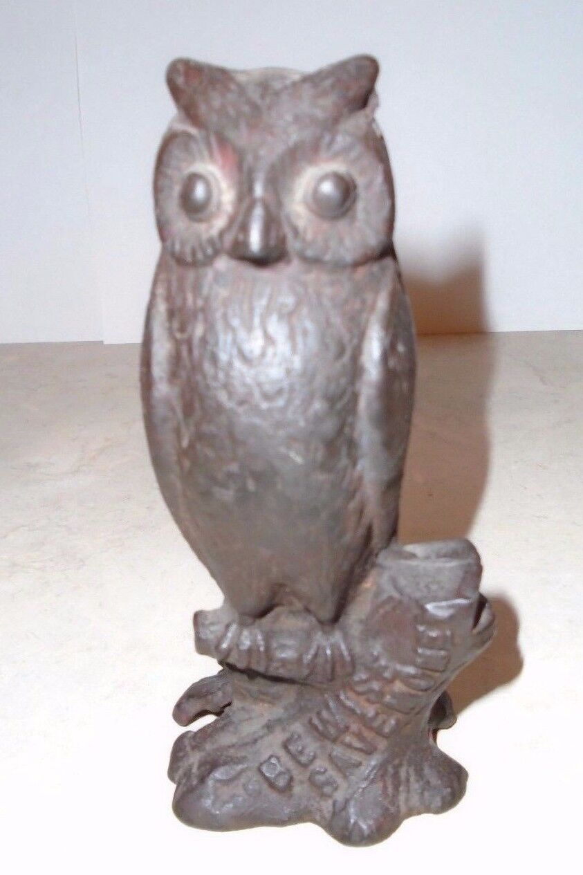 Vintage 1918 Cast Iron Owl Coin Bank \