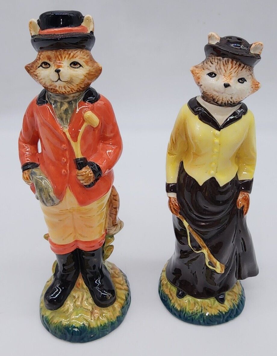 Vintage Huntsman Fox Couple Porcelain Salt & Pepper Anthropomorphic Figurines