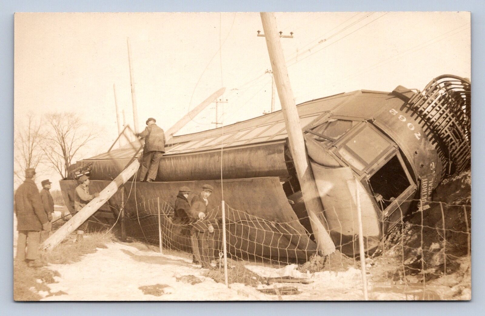 DS3/ Detroit Michigan RPPC Postcard c1910 Local Trolley Wreck Disaster 105