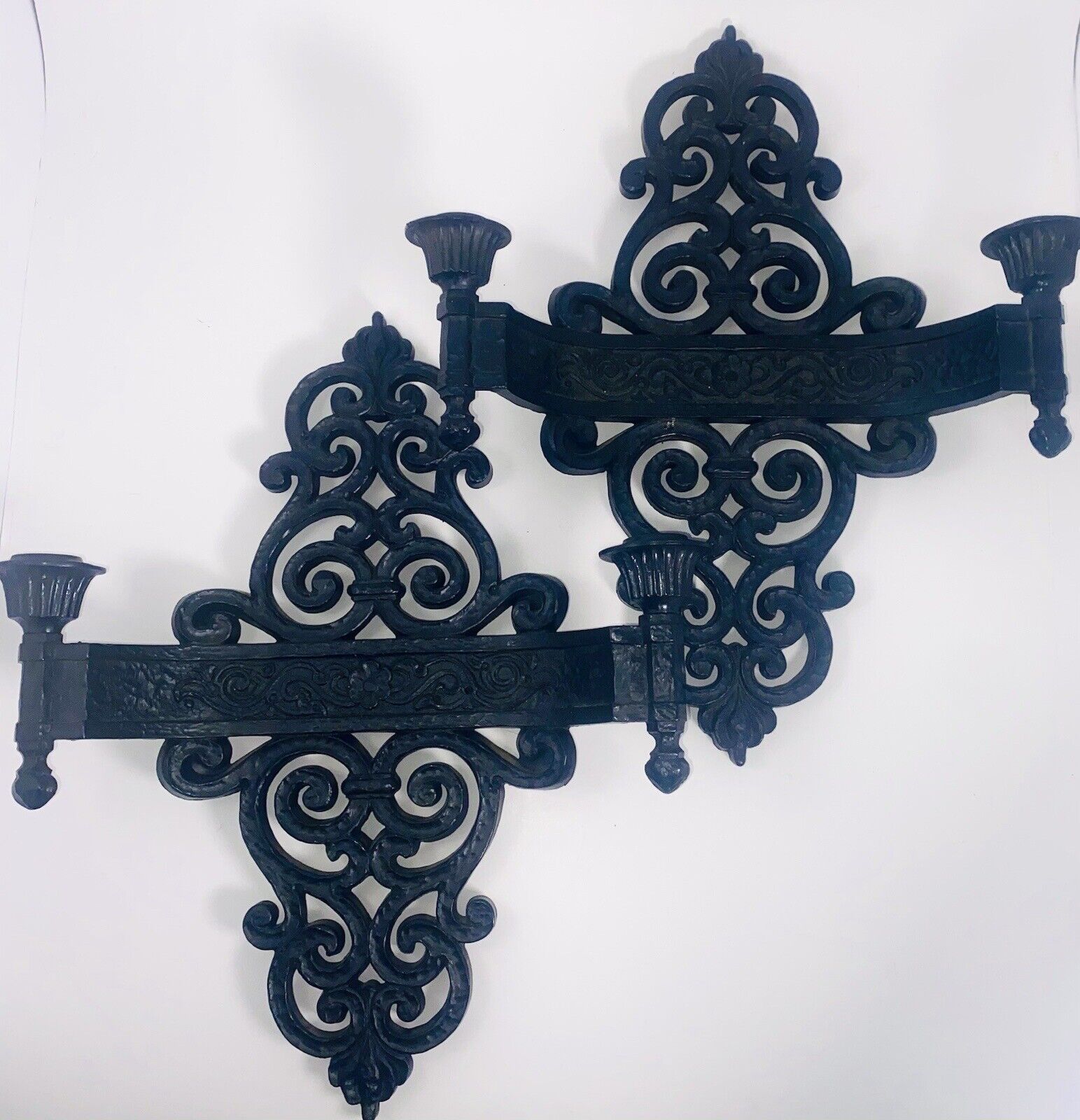 Syroco Vintage Wall Double Candle Sconce black MCMLXIX made USA 11” X 14”
