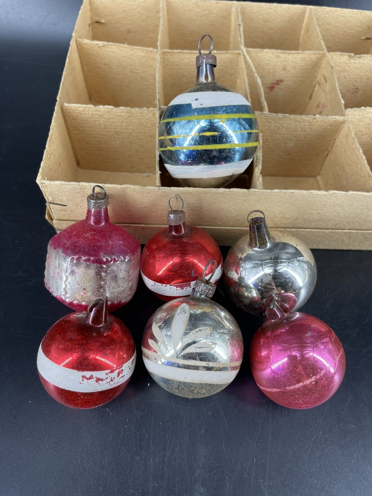 ANTIQUE / Vntg MERCURY GLASS CHRISTMAS ORNAMENT BLOWN Pink Silver Red Set 7