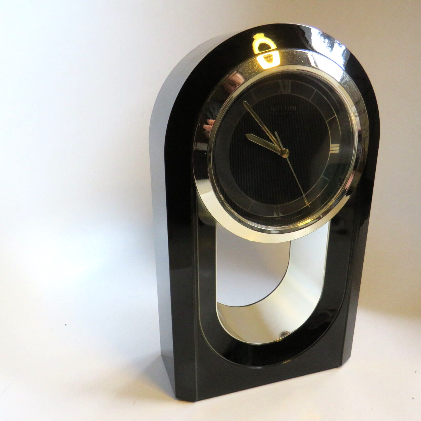 Vintage Postmodern Regency Japan Quartz Desk Clock Black Gold 11\