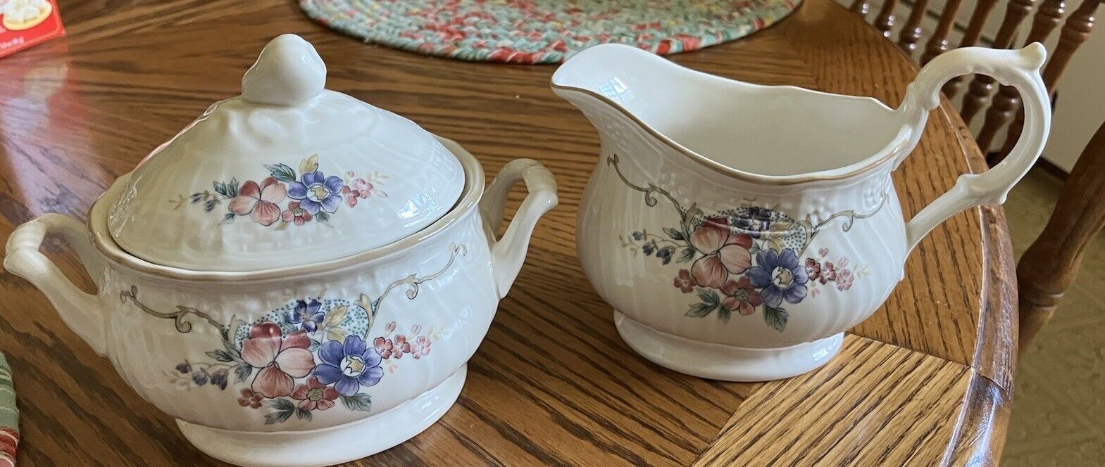 Vintage Creamer & Sugar Bowl Set  MIKASA FINE IVORY Floral Provincal Japan EUC