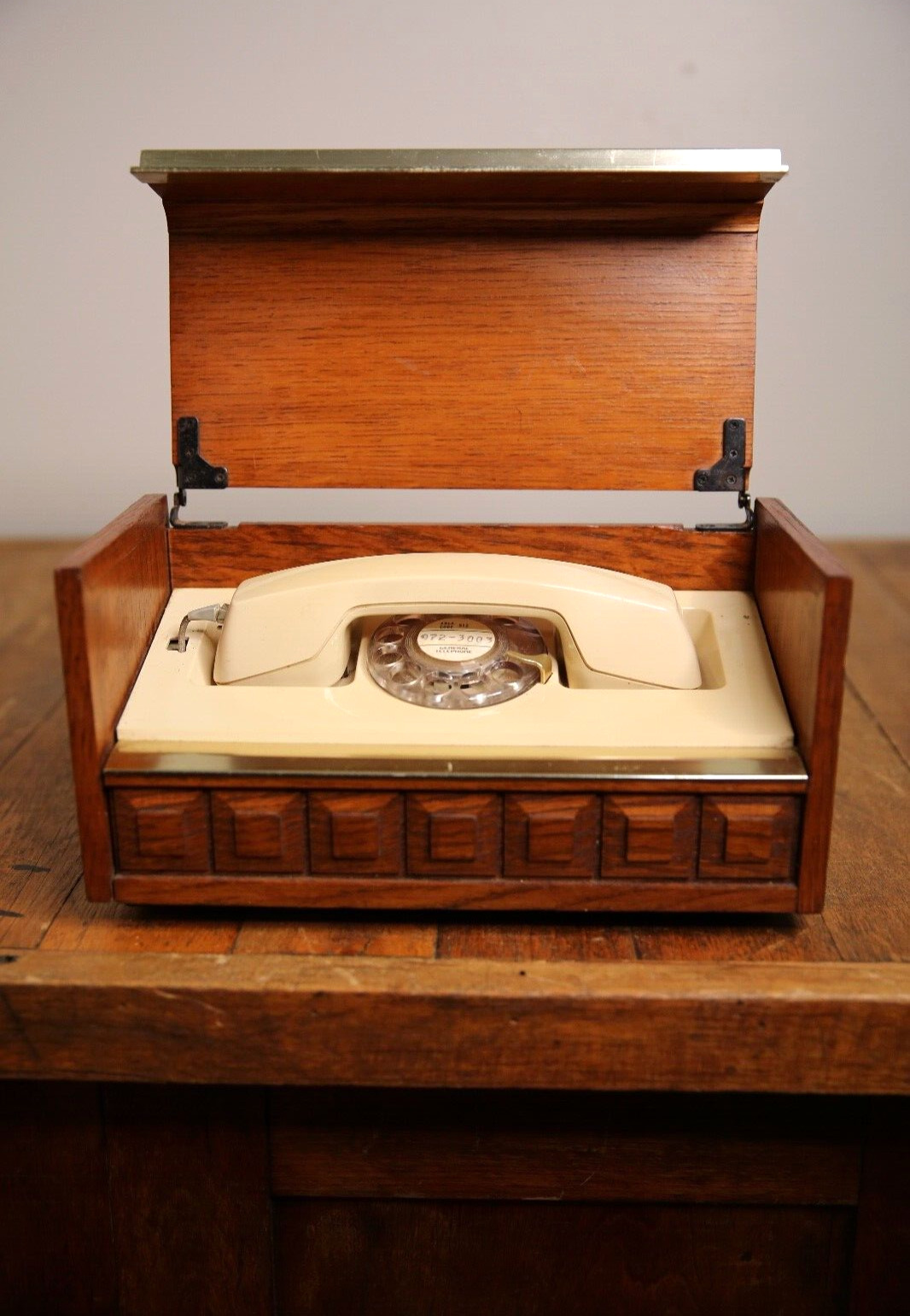 Vintage Western Electric Rotary Dial Telephone Wood Box MCM Executive Desk Phone