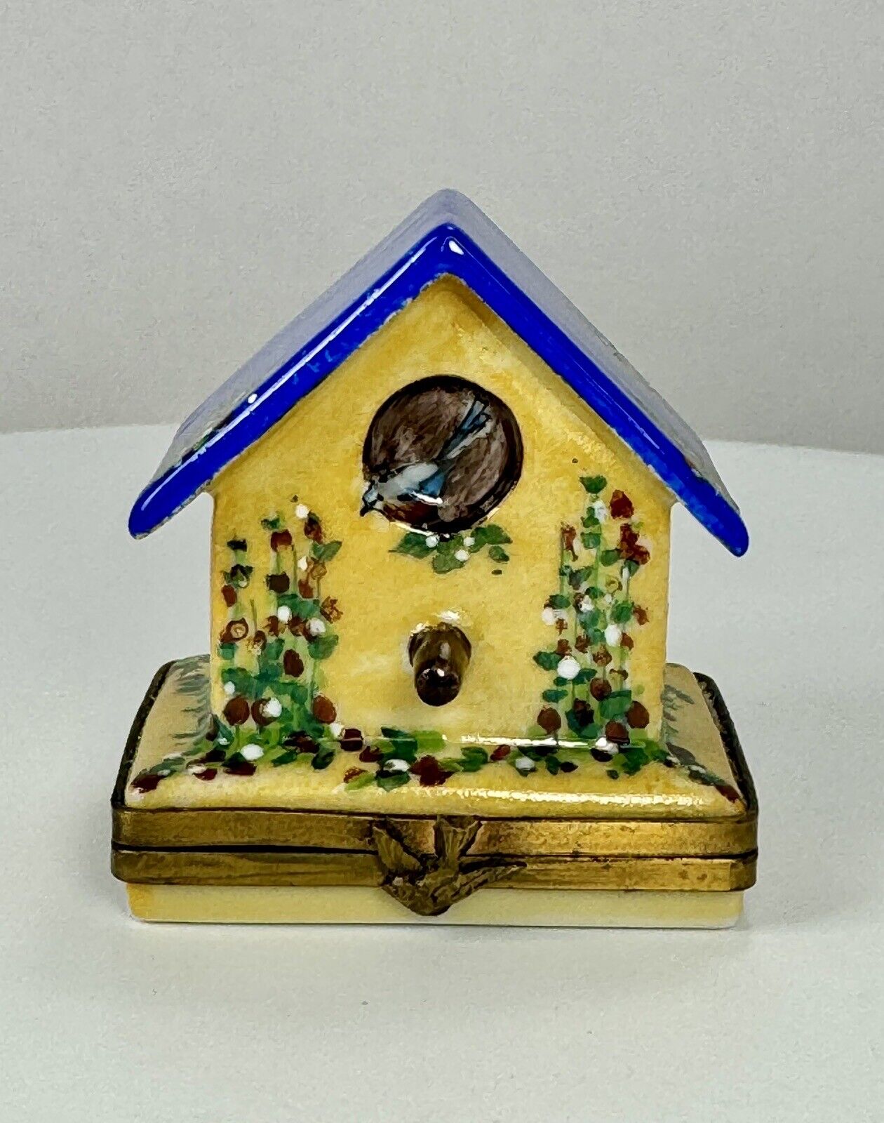 Limoges Rochard Peint Main Hand Painted Porcelain Birdhouse Trinket Box