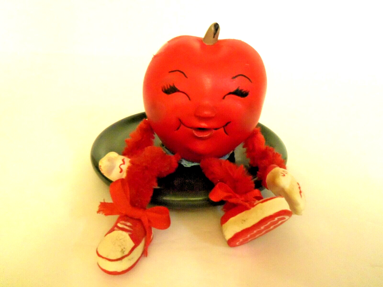 Longaberger Apple Pottery Paper Weight Red Smiling Face Shelf Sitter 4\