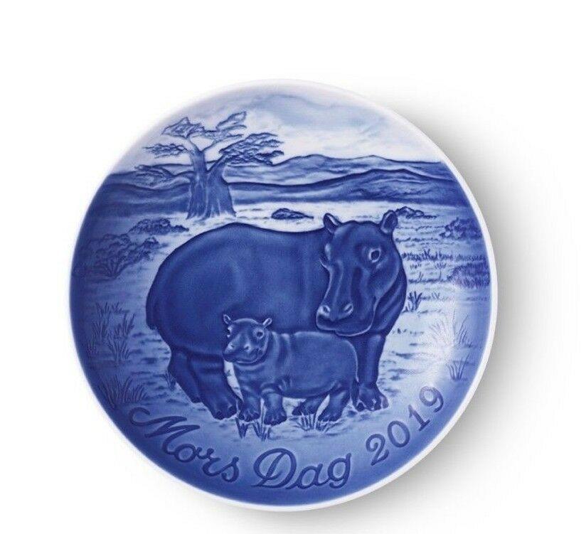 Bing & Grondahl 2019 Mother\'s Day Plate HIPPO and BABY  NEW IN BOX