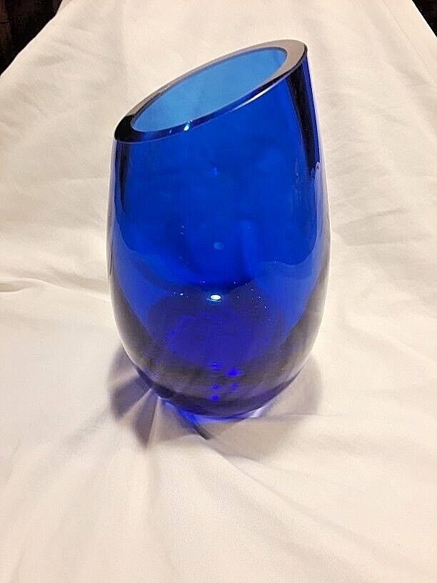 Stunning Magnor of Norway Cobalt Blue hand blown Art glass Vase w/ slanted top