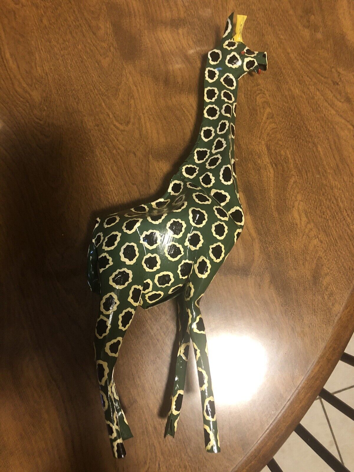 Decorative Metal Art African Giraffe Painted Tin Colorful Made in Zimbabwe