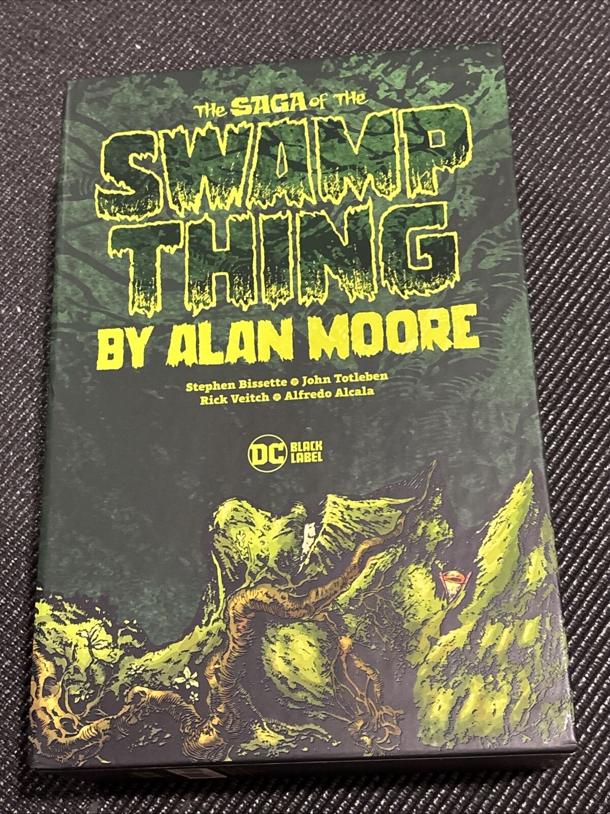 Saga of Swamp Thing Box Set Alan Moore DC Comics Black Label Slipcase TPBs